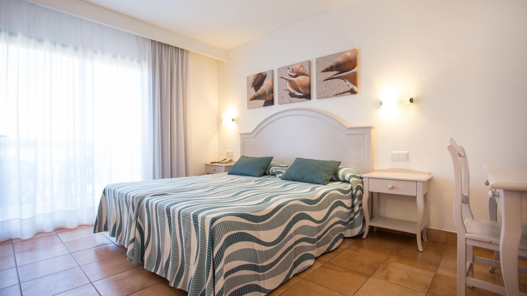 Insotel Hotel Formentera Playa Playa de Migjorn Esterno foto